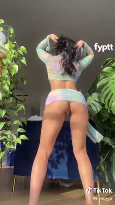Asian girl fayree aka fairynelzzz showing her nude body in small bikini